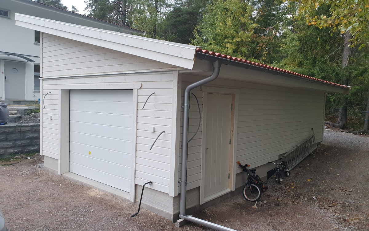 Bygga garage Solna